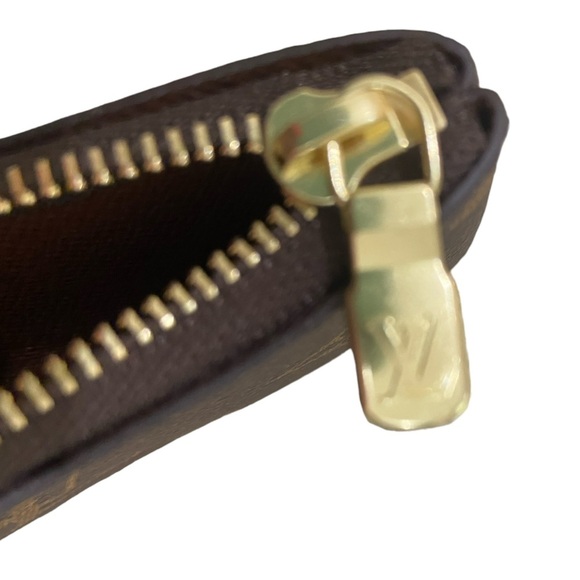 NWT Louis Vuitton leather zippered coin purse gold-tone clasp box & bag marked - Picture 9 of 10